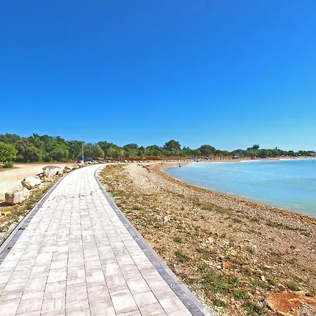 Fuer 2 Personen Ca 22 Qm In Peroj, Istrien Istrische Riviera Apartment Peroj